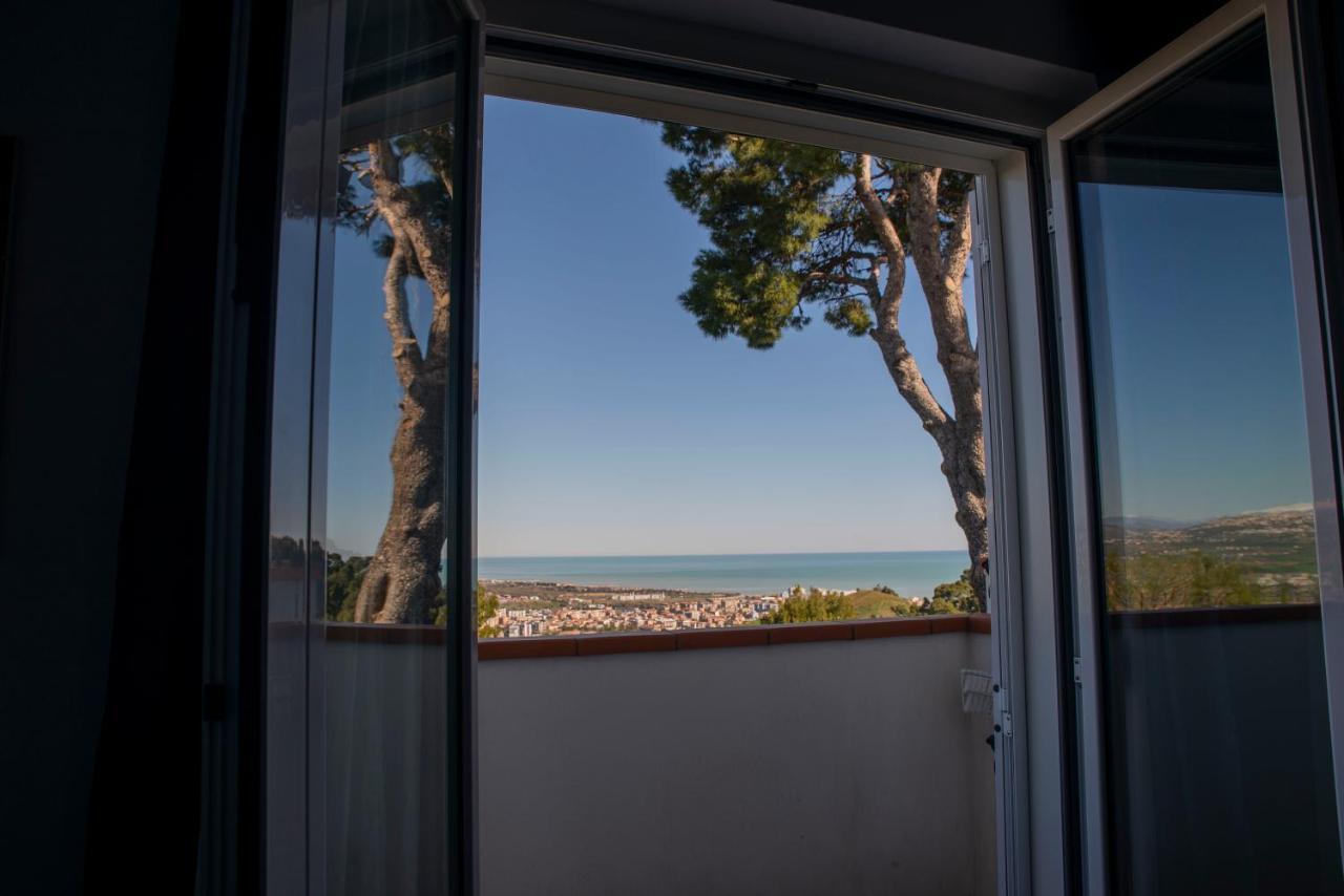 B&B Luna Blu Montesilvano Marina Eksteriør bilde